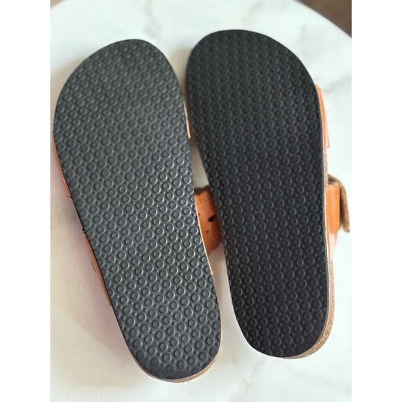 Earth Origins Sandals Size 8 - Picture 6 of 7